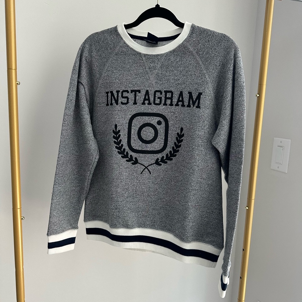 Instagram Sweatshirt/Top